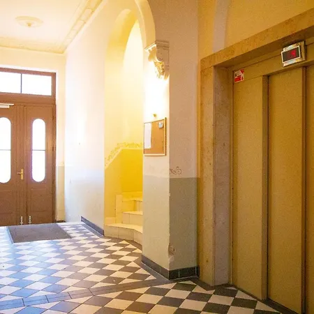 Cozy Domicile Leipziger Auwald Apartamento *